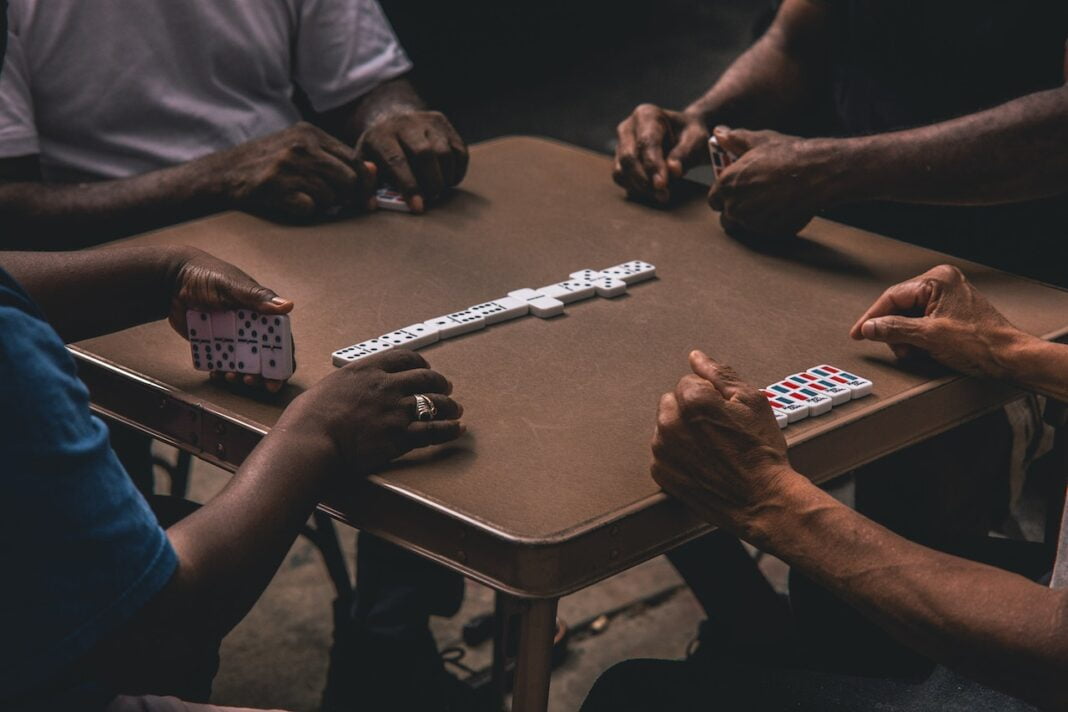 pexels-craig-adderley-1543766